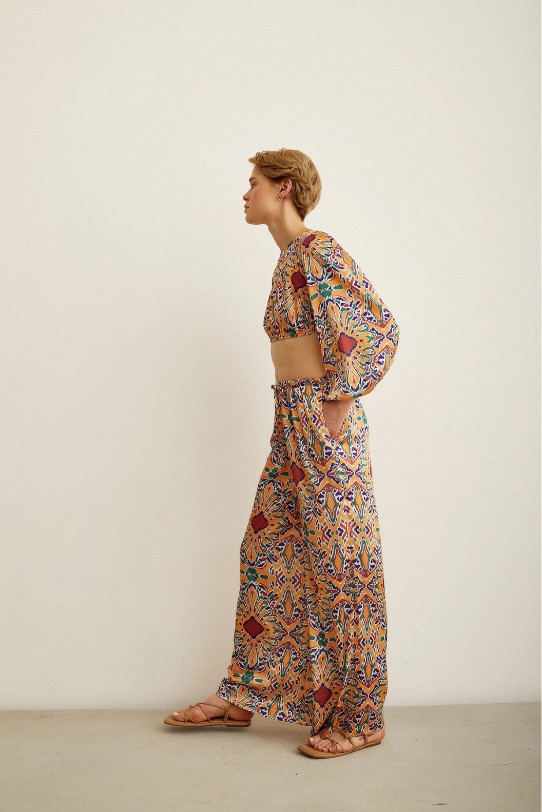 Patterned Loose Fit Pants Gold