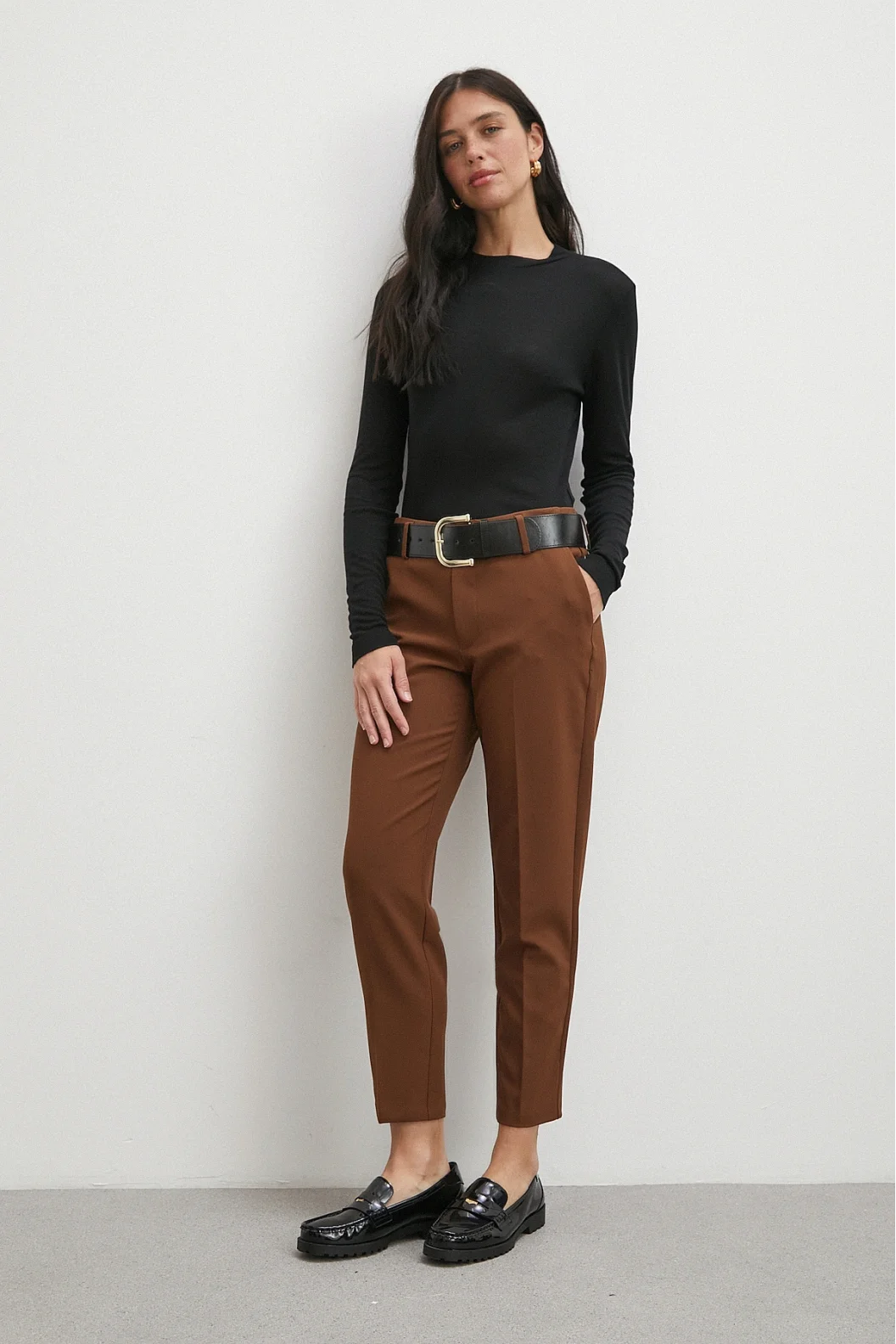 Kemerli Havuç Paça Pantolon Kahve