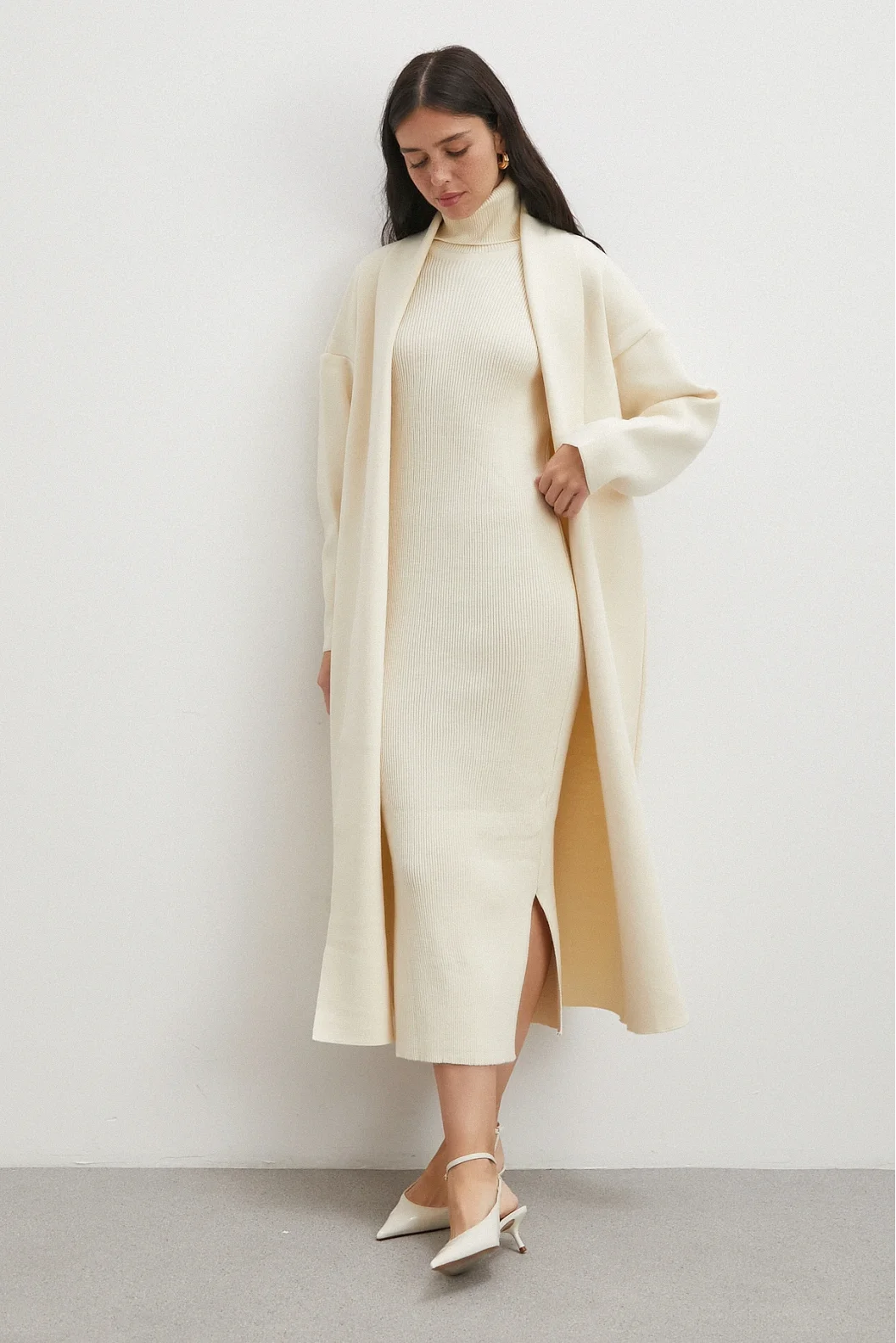 Uzun Elbiseli Hırka Triko Takım Ekru