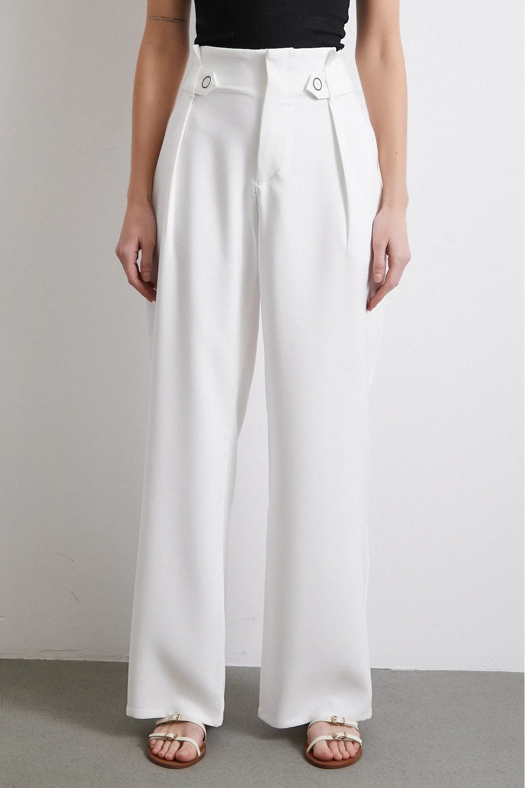 Detailreiche Wide Leg Hose Ecru