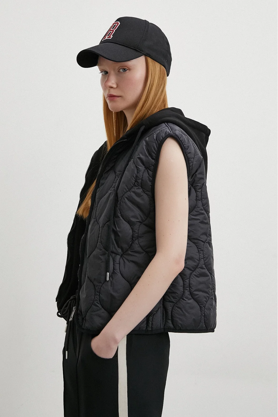 Hooded Quilted Vest Black