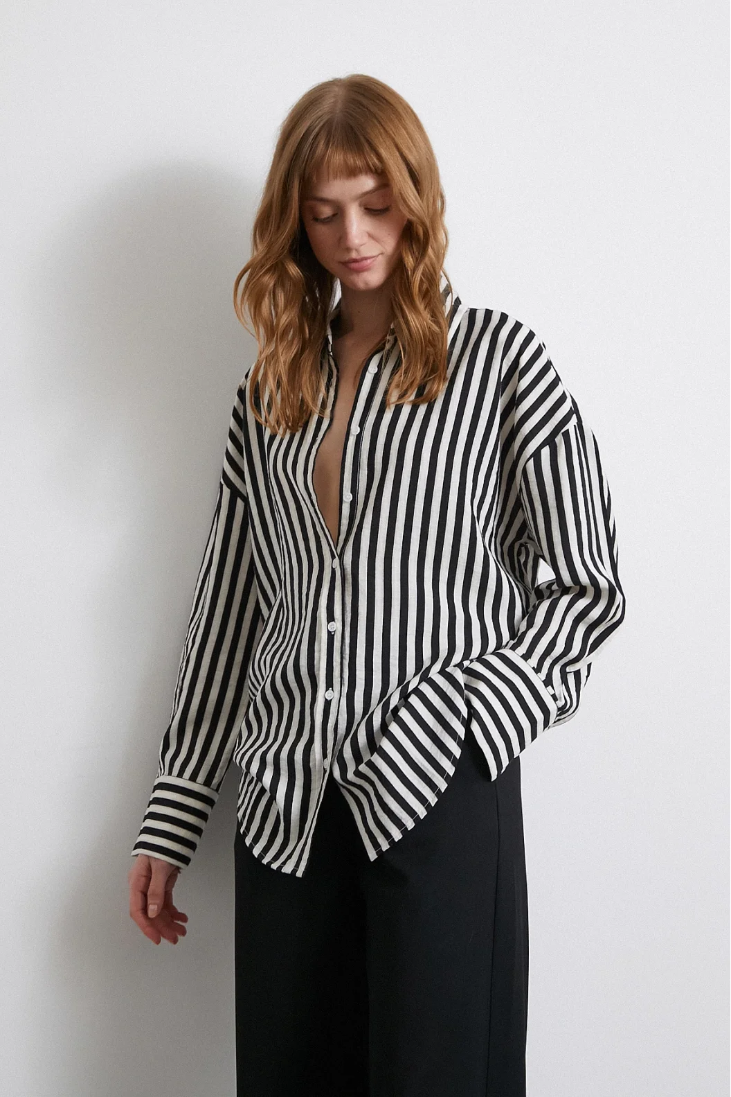 Gestreiftes T-Shirt Schwarz