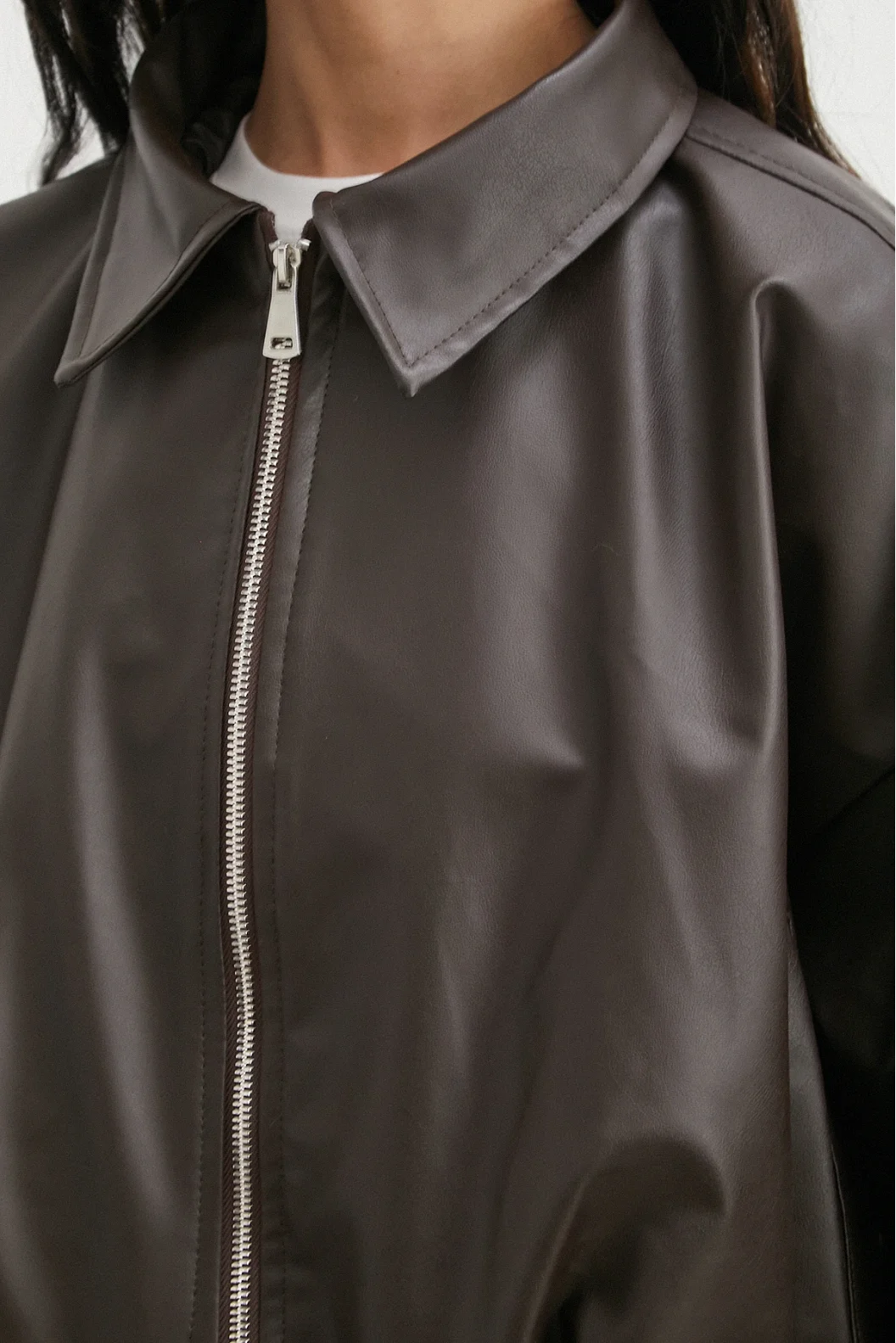 Yakalı Kemer Detaylı Deri Ceket Kahve