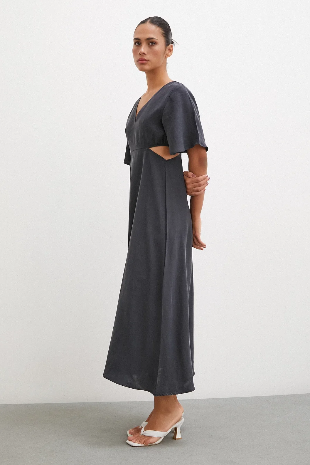V Neck Side Decollete Dress Antirash