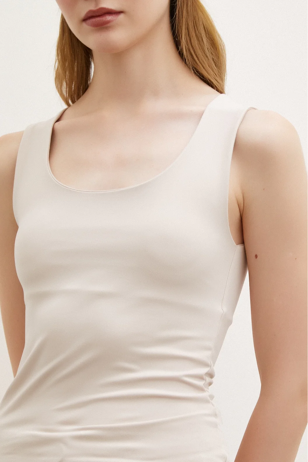 Gefüttertes Tanktop in Nerz