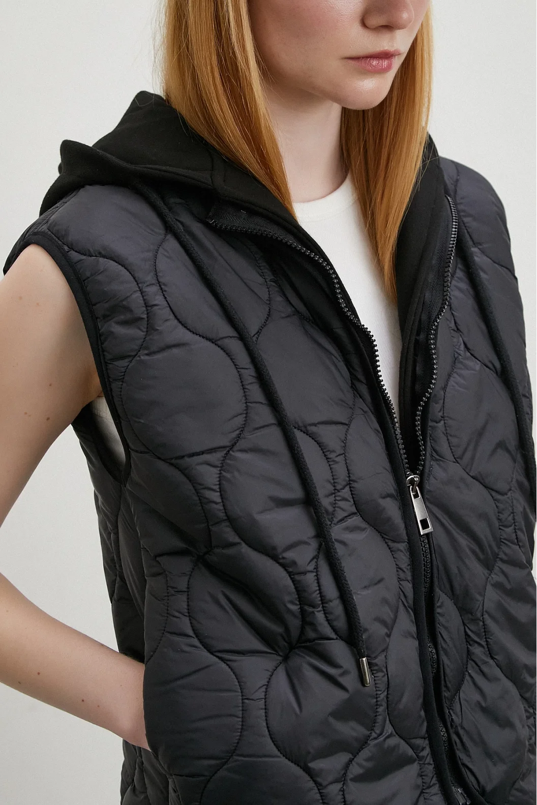 Hooded Quilted Vest Black