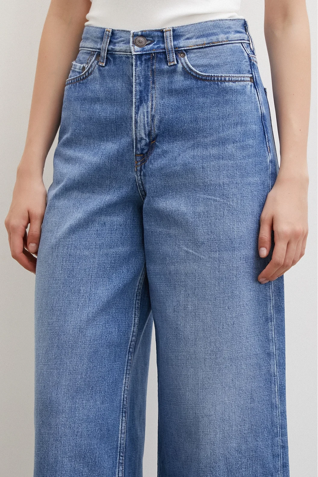 High Rise Wide Leg Slouchy Jeans Blue
