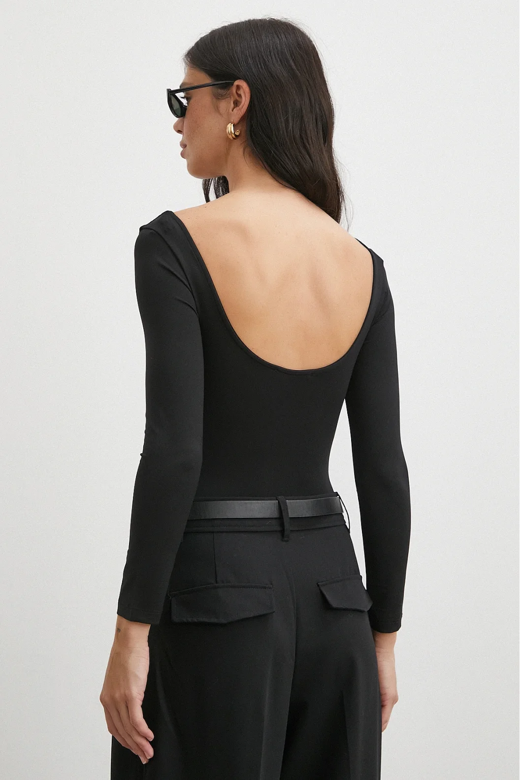 U Yaka Uzun Kollu Çıtçıtlı Bodysuit Siyah