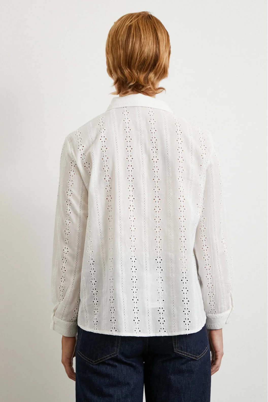 Fisto İşlemeli Gömlek Beyaz