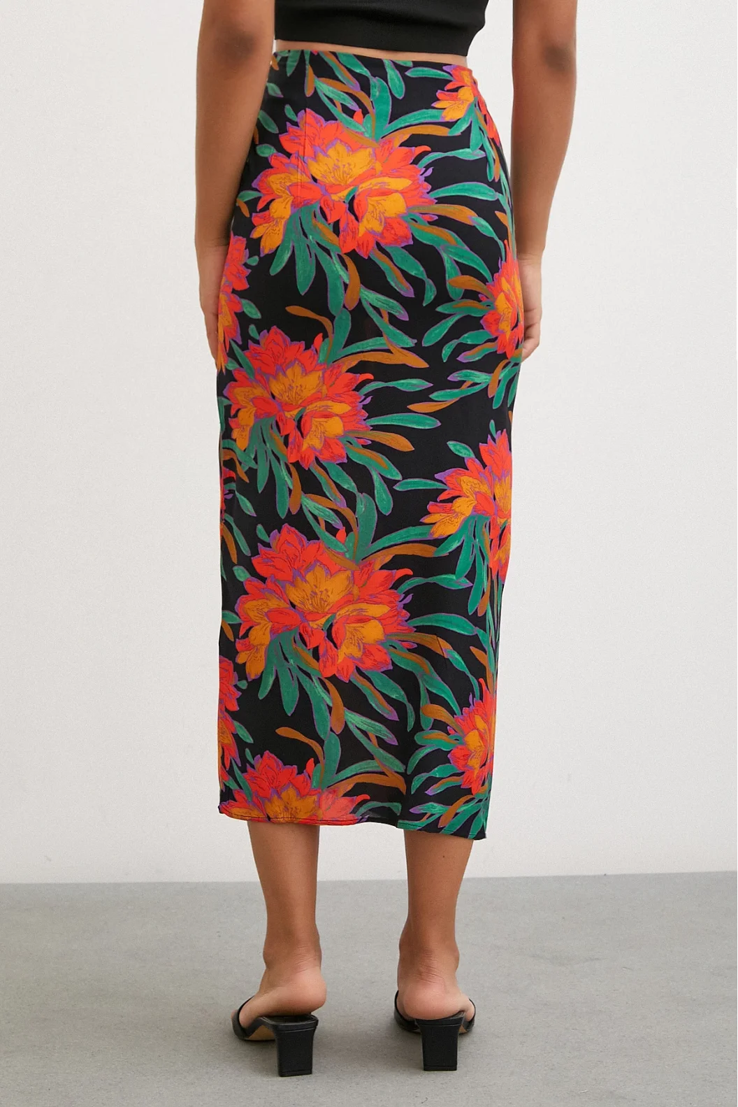 Ruffled Patterned Skirt Green