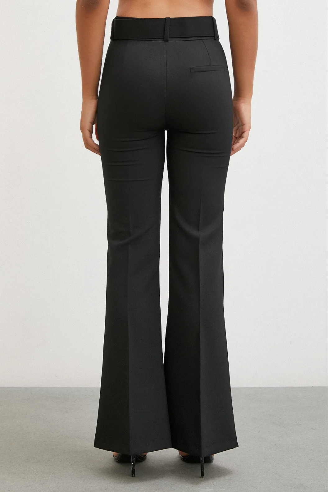 Flared Spanish Black Pants