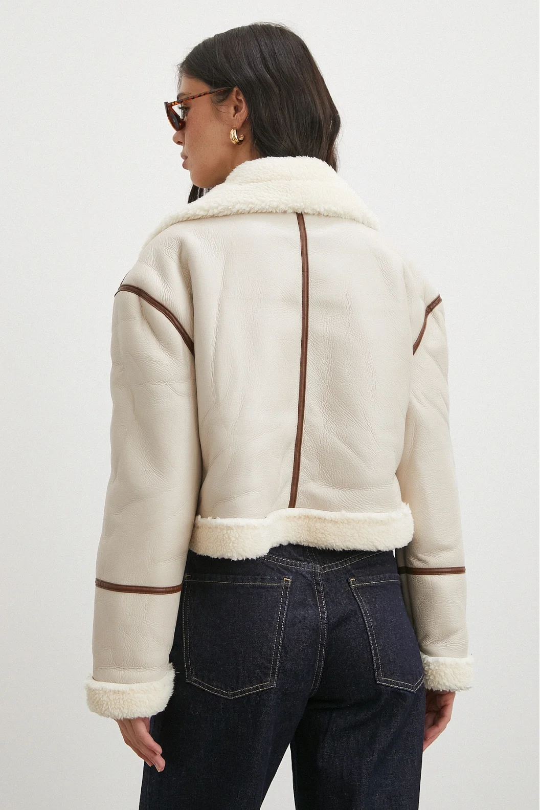 Biye Detaylı Lamine Ceket Bej