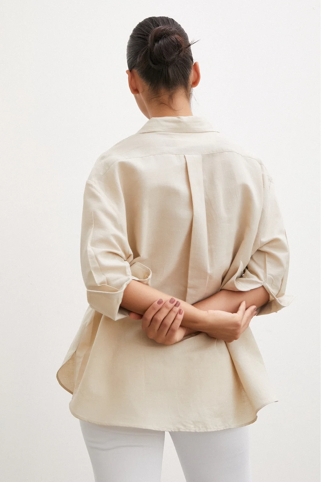 Slit Poor Arm Shirt Beige
