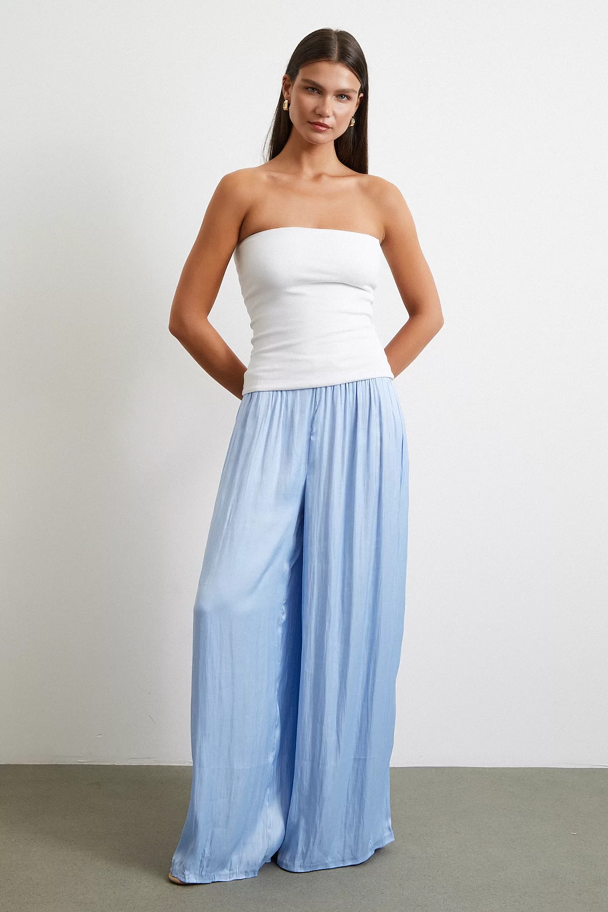 Beli Lastikli Geniş Paça Büzgülü Pantolon Mavi
