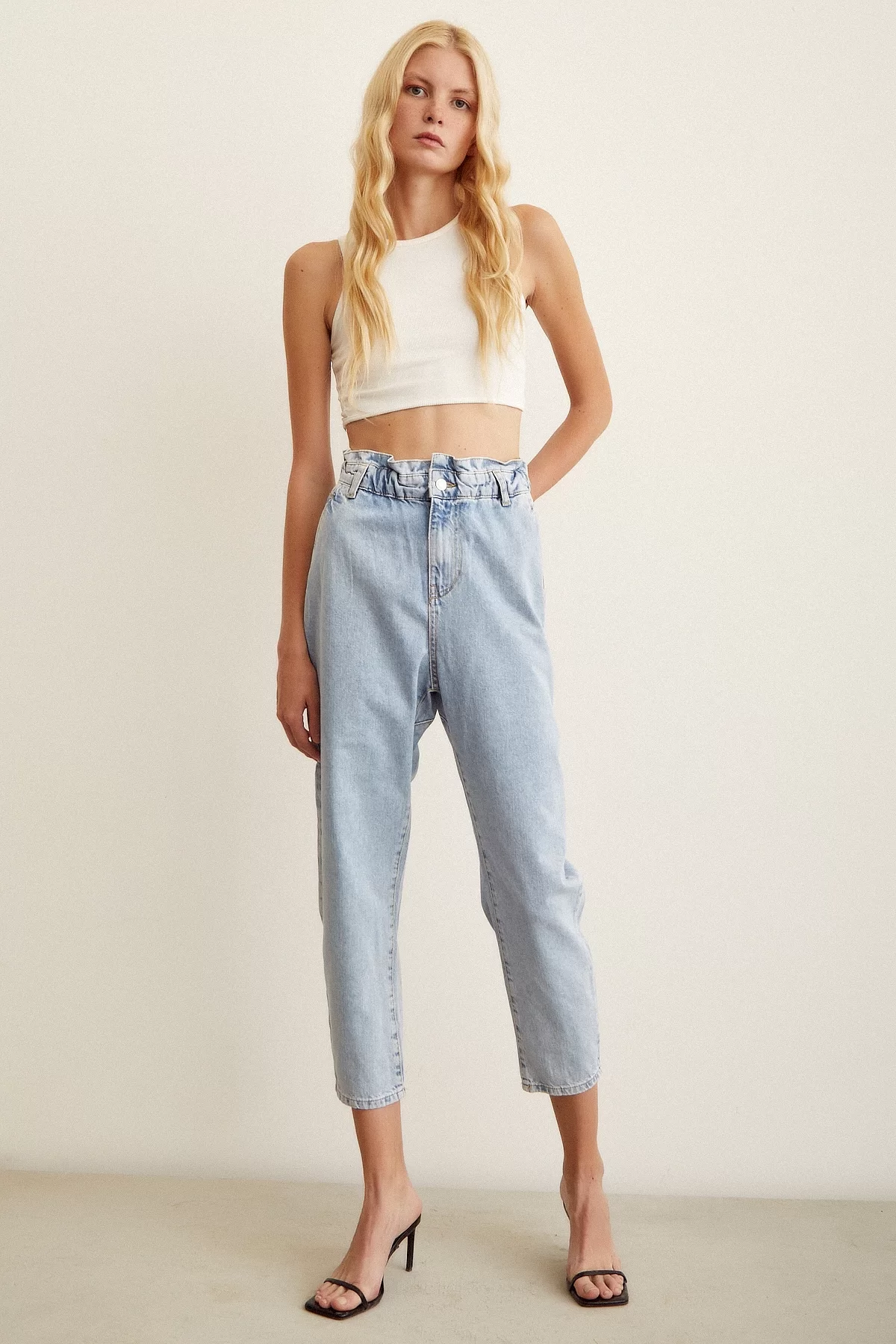 Elastischer Bund Mom Jeans Eisblau