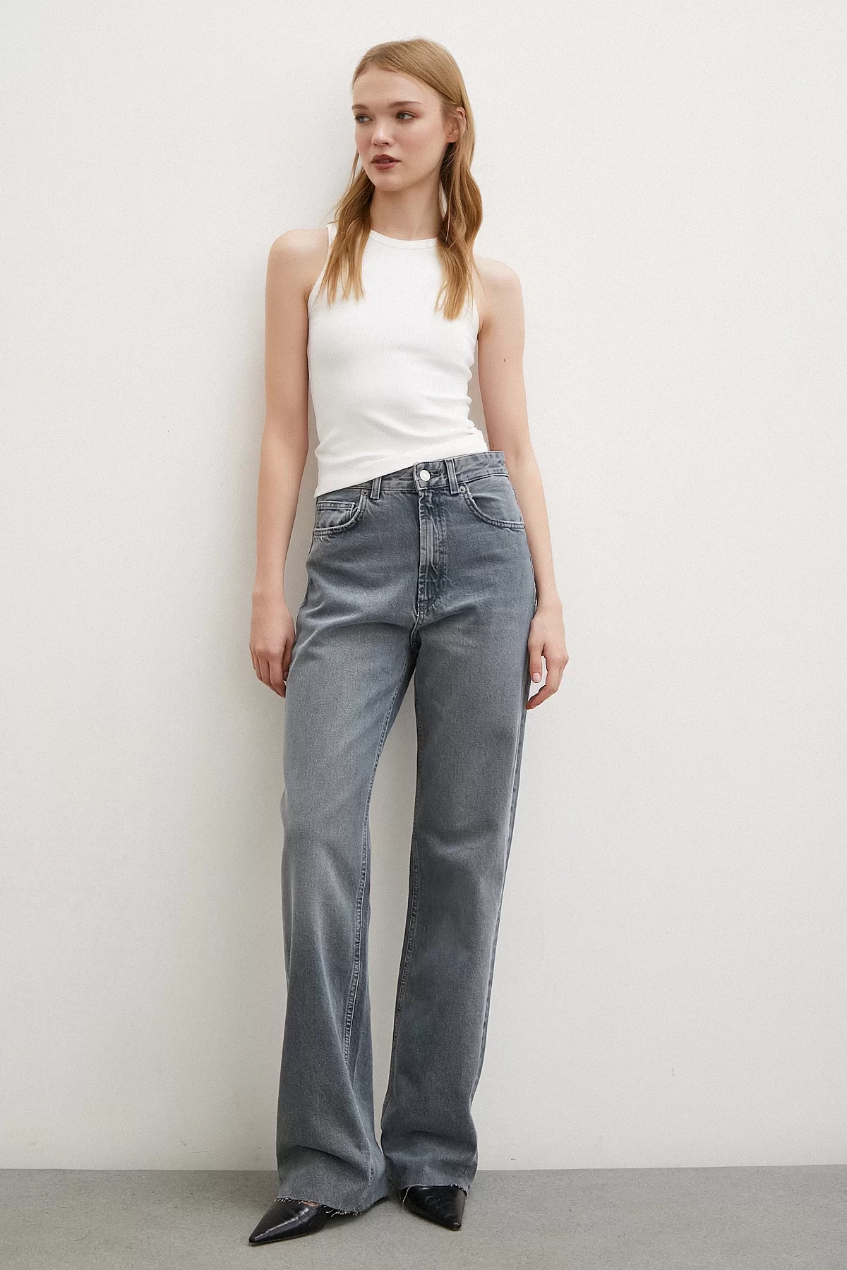 High Waist Cut-off Wide Leg Jean Smoke