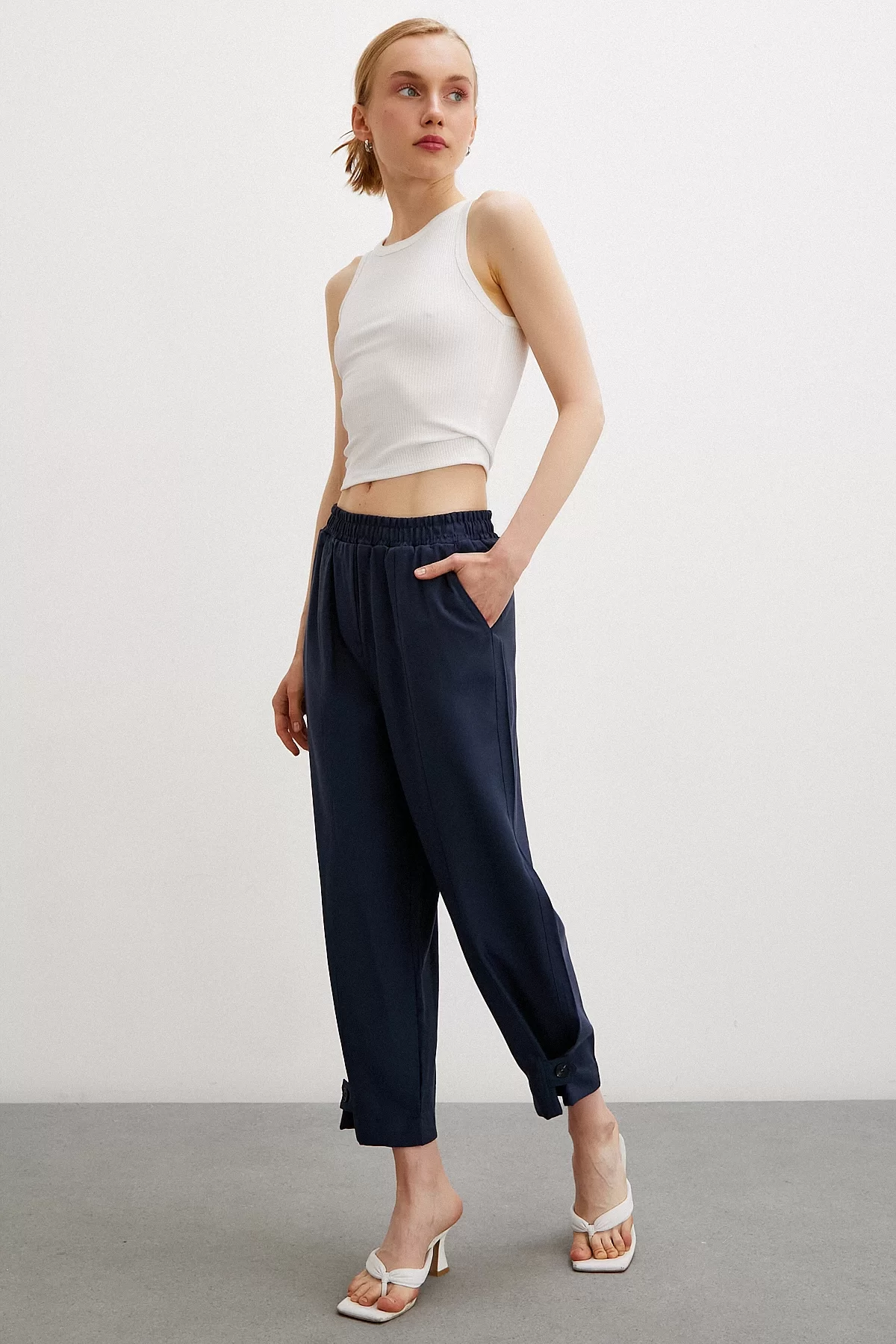 Elastic Loose Fit Pants Navy