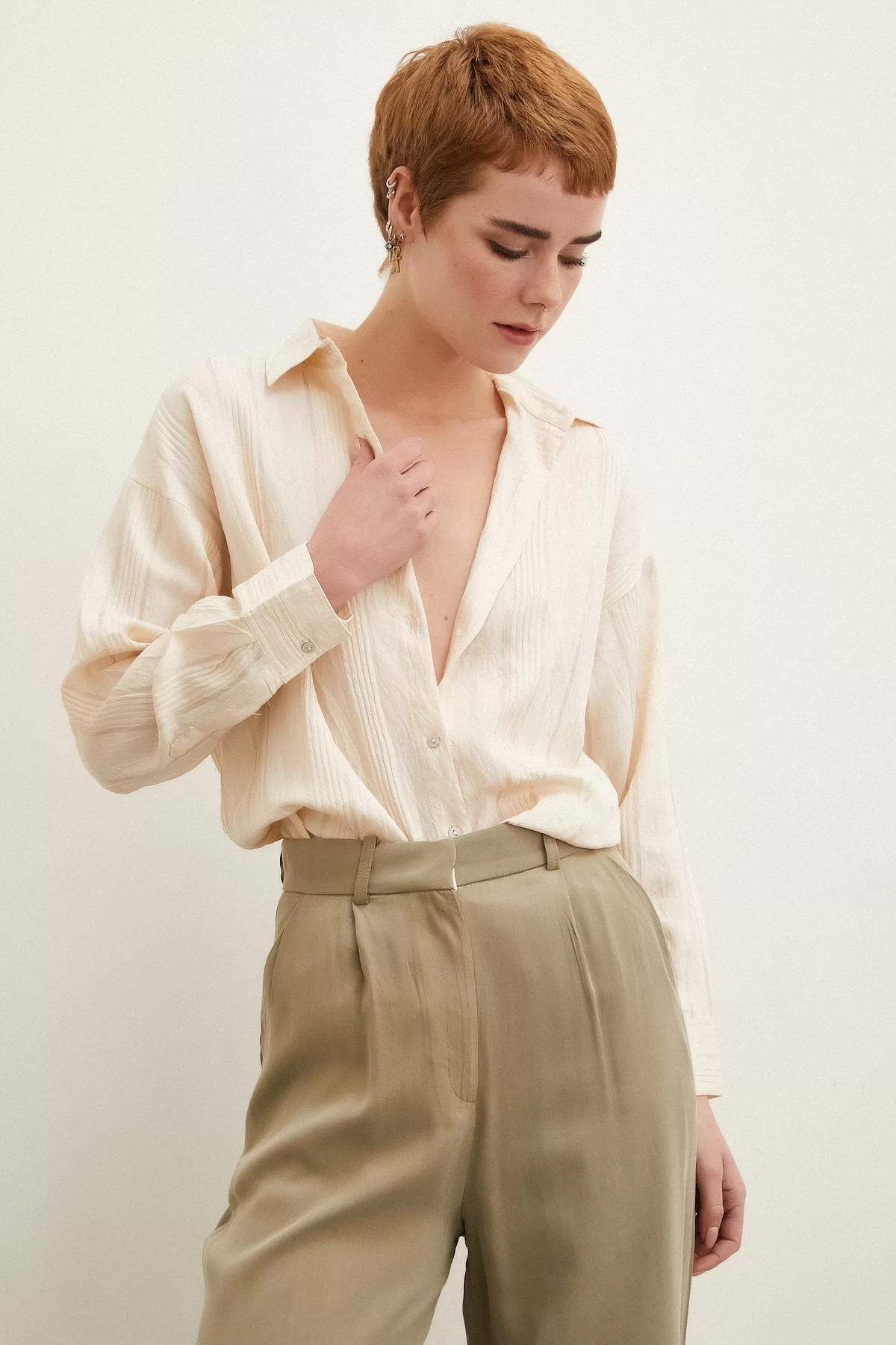 Strukturiertes Gestreiftes Hemd Beige