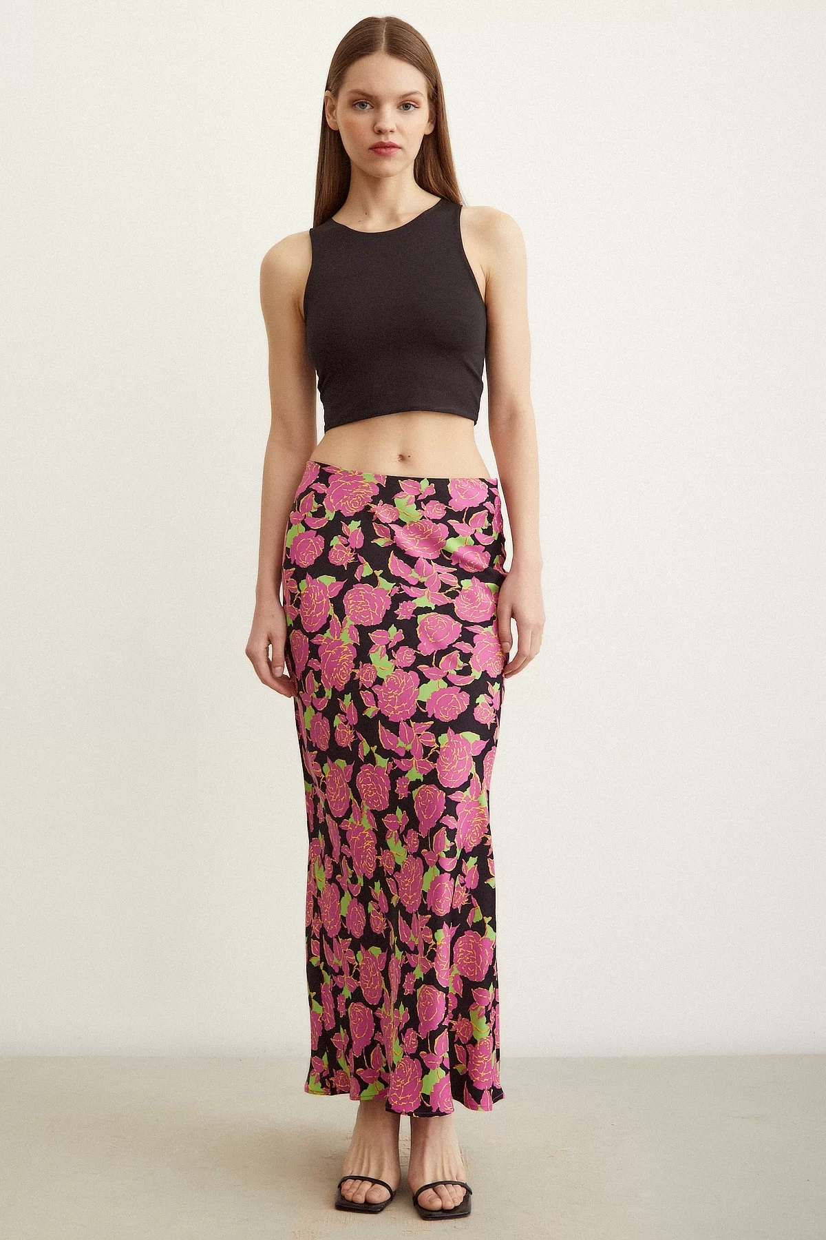 Rose Patterned Satin Skirt Pink