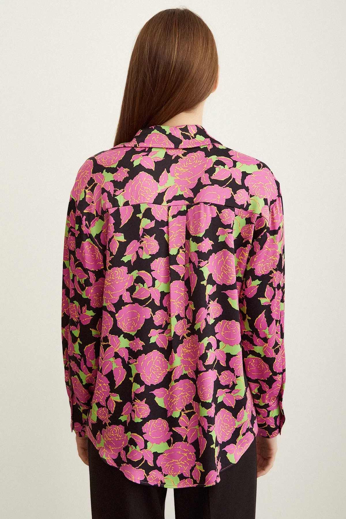 Satin Shirt with Rose Pattern Pink