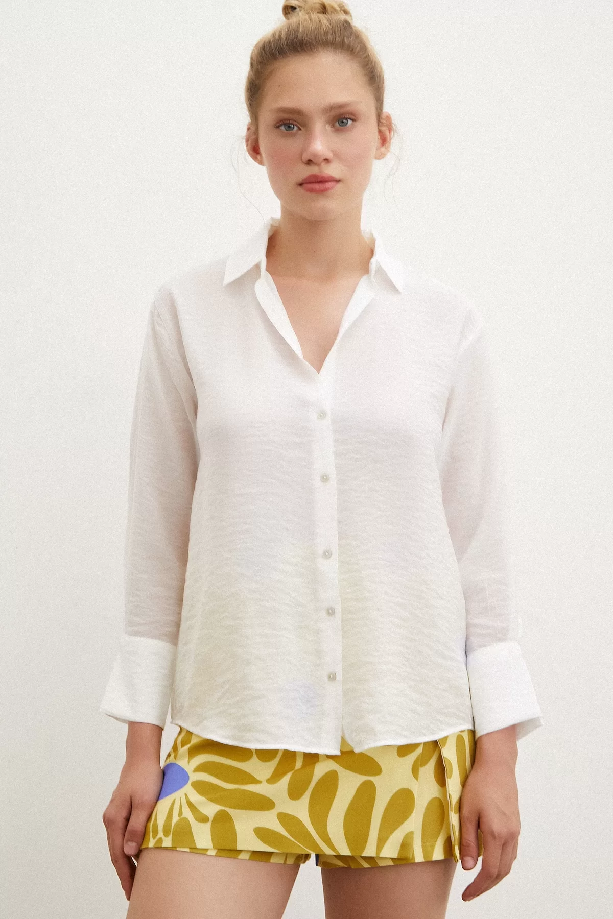 V Necked Ribbed Shirt White