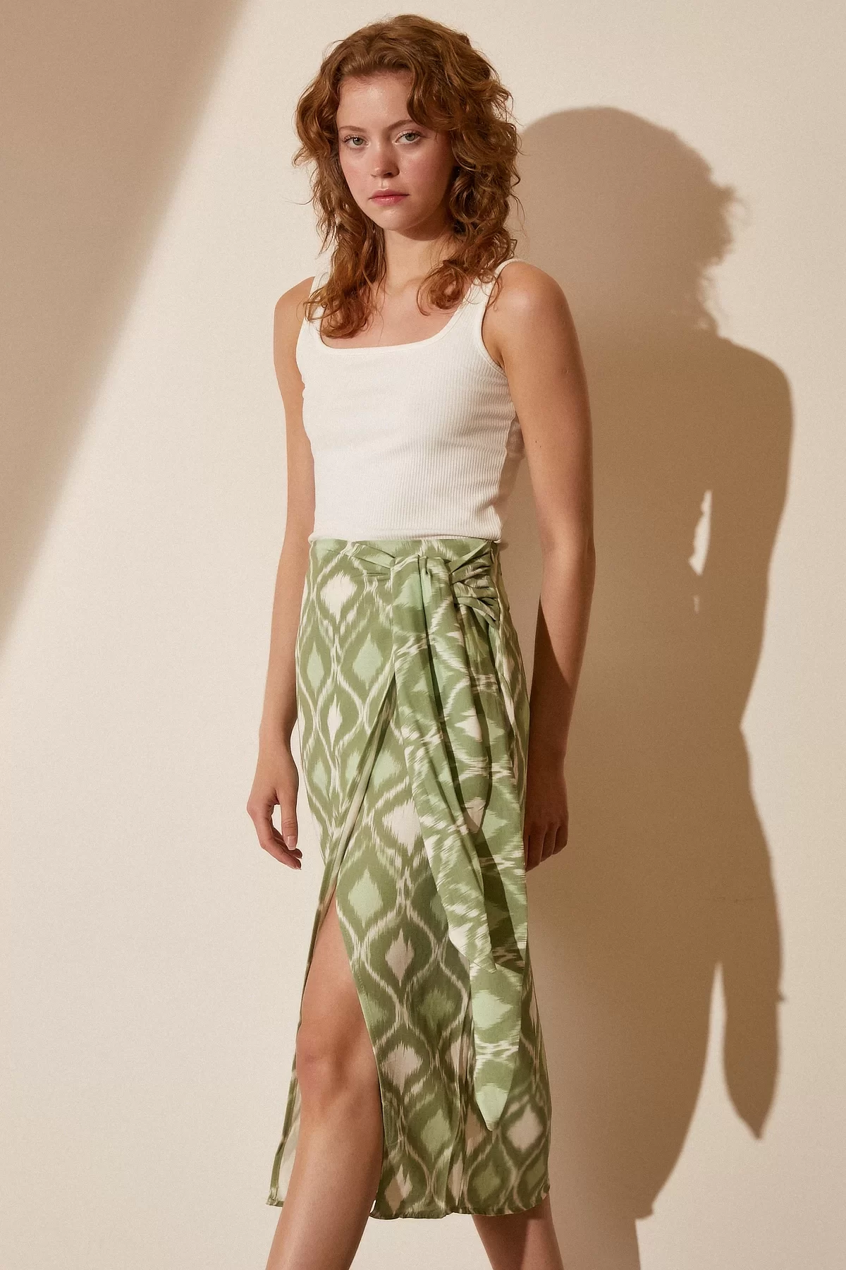 Slit Pattern Skirt Green