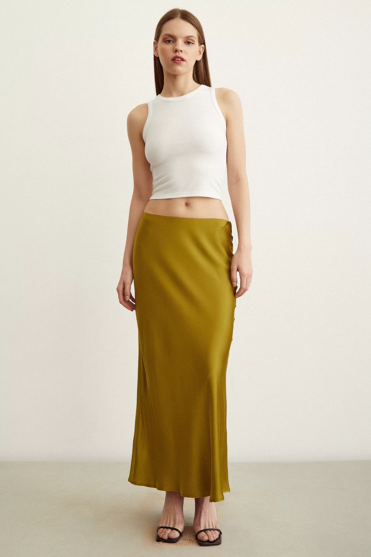 Slant Satin Skirt Olive