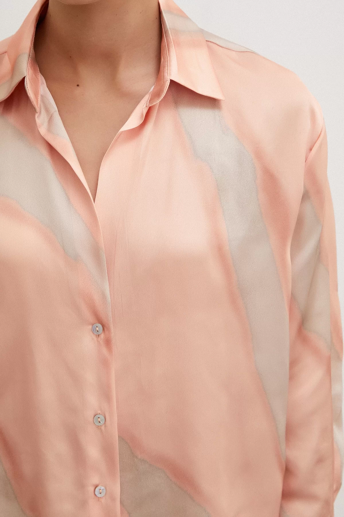 Patterned V-Neck Satin Shirt Salmon