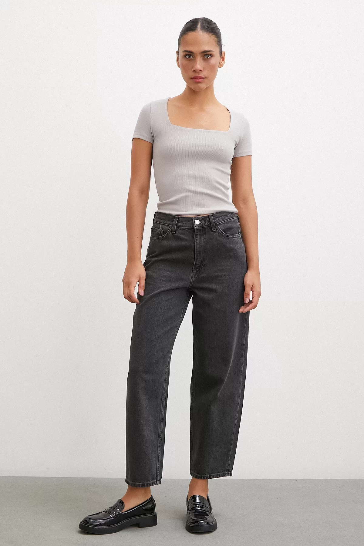 High Waist Mom Jeans Schwarz