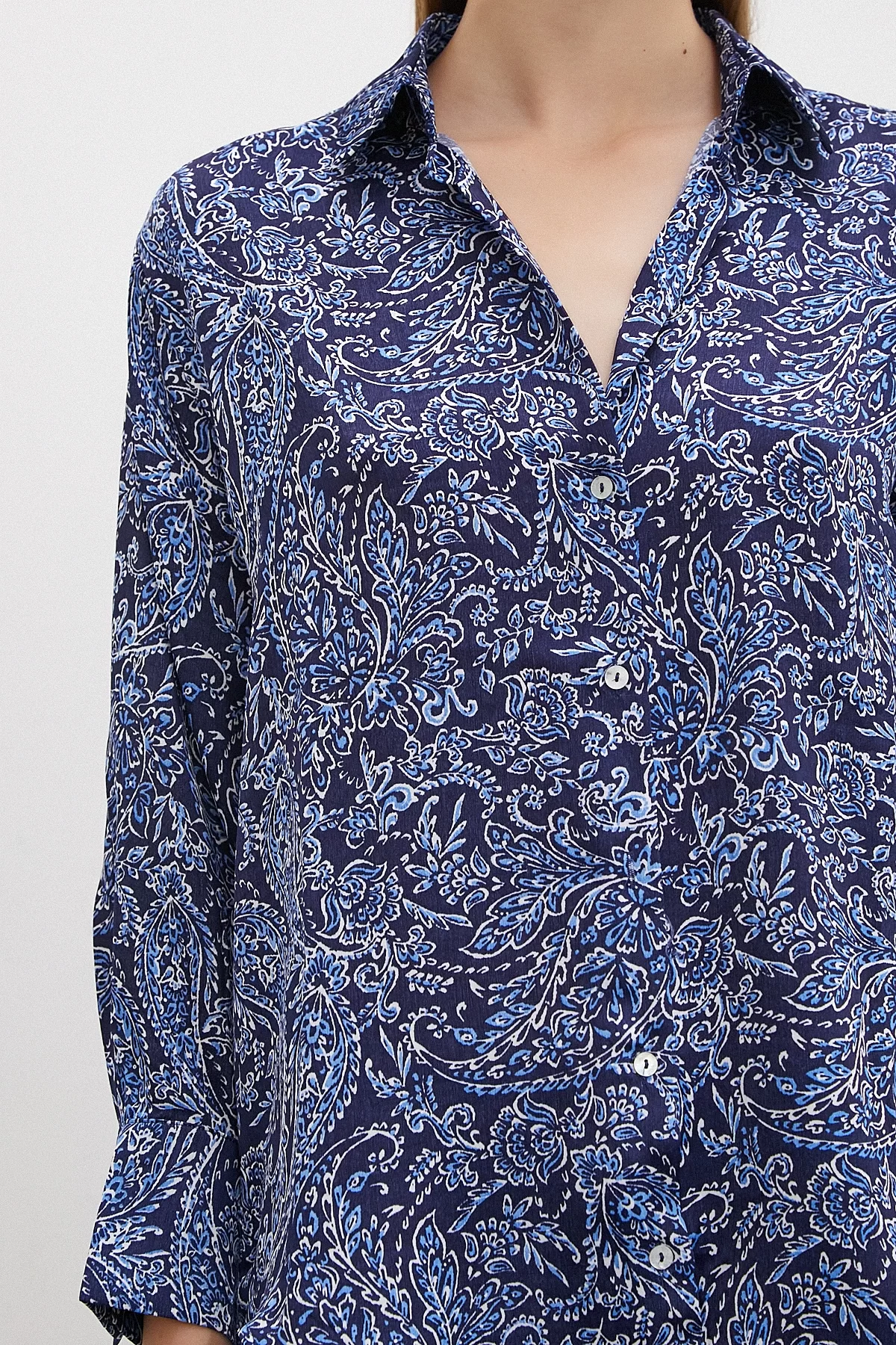 Satin Shirt with Shawl Pattern Navy