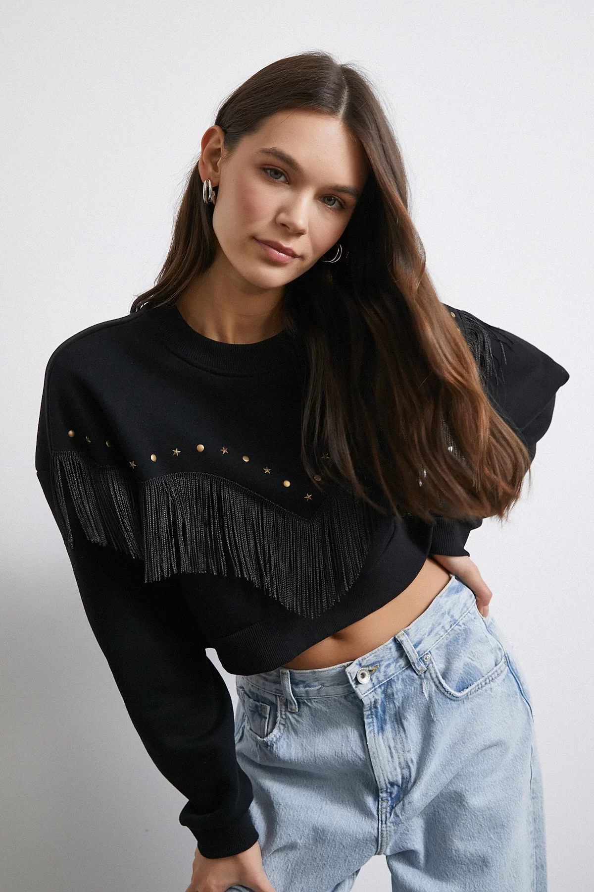 Püsküllü Crop Sweat Siyah