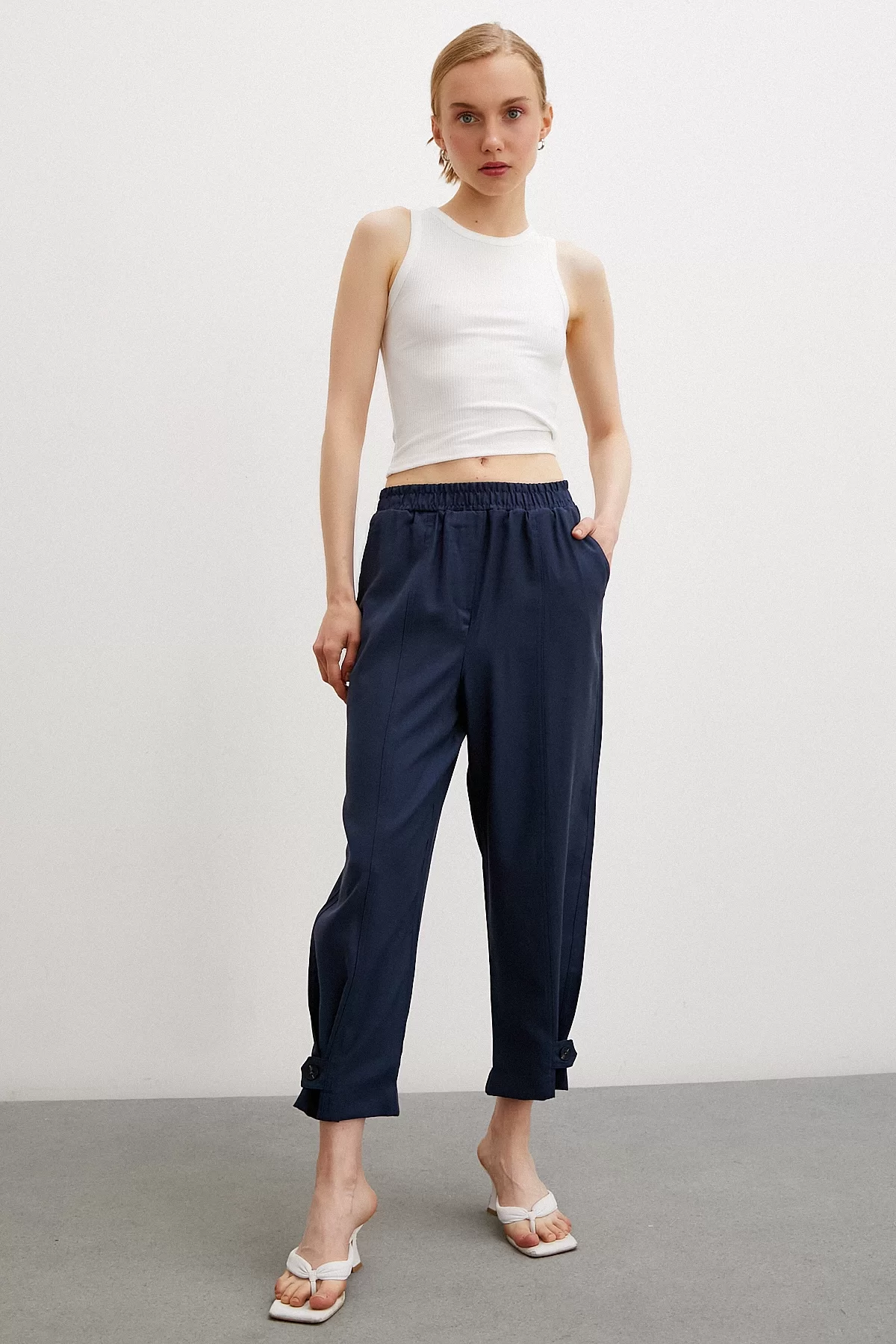 Elastic Loose Fit Pants Navy