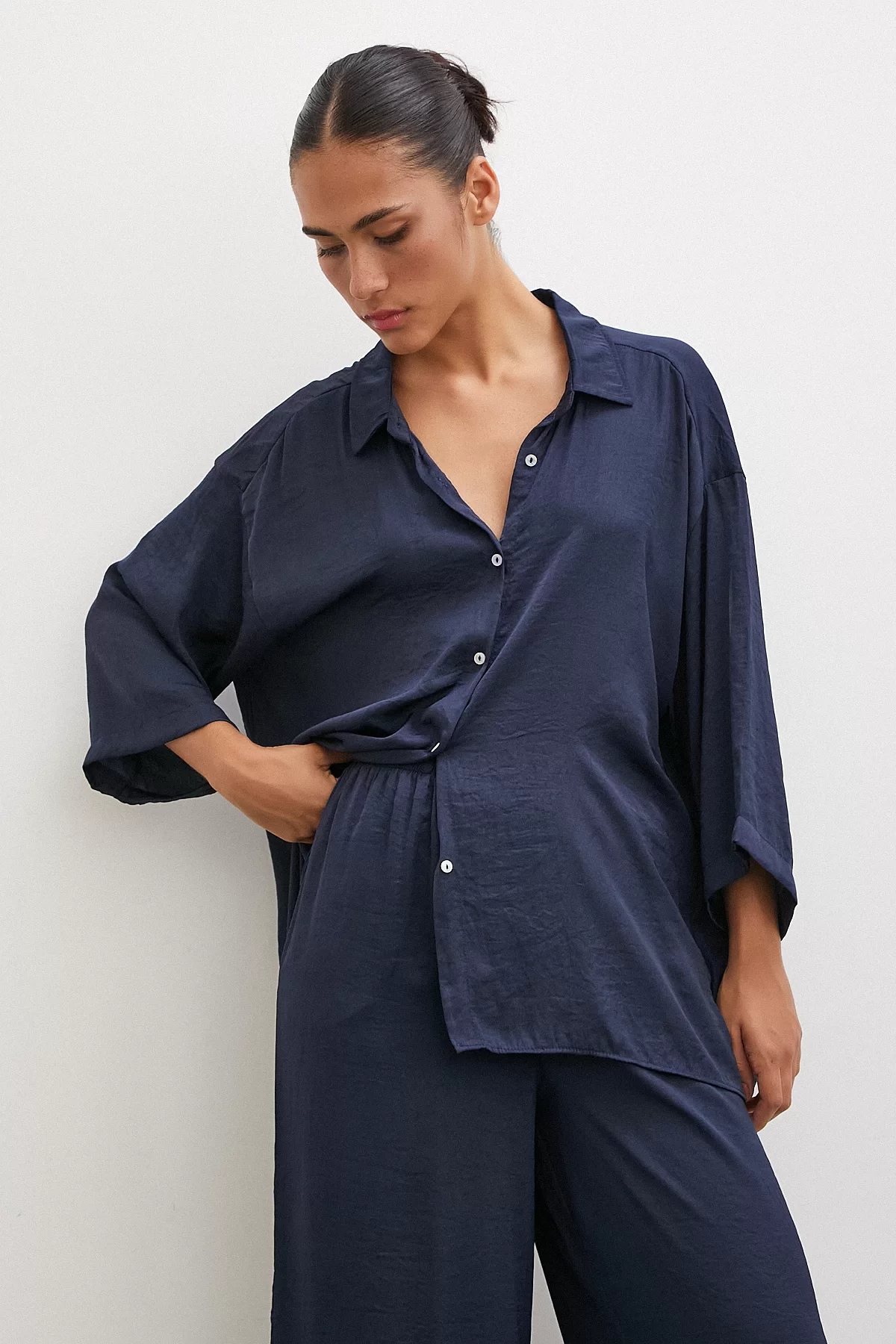 Flowy Romantic Shirt Navy