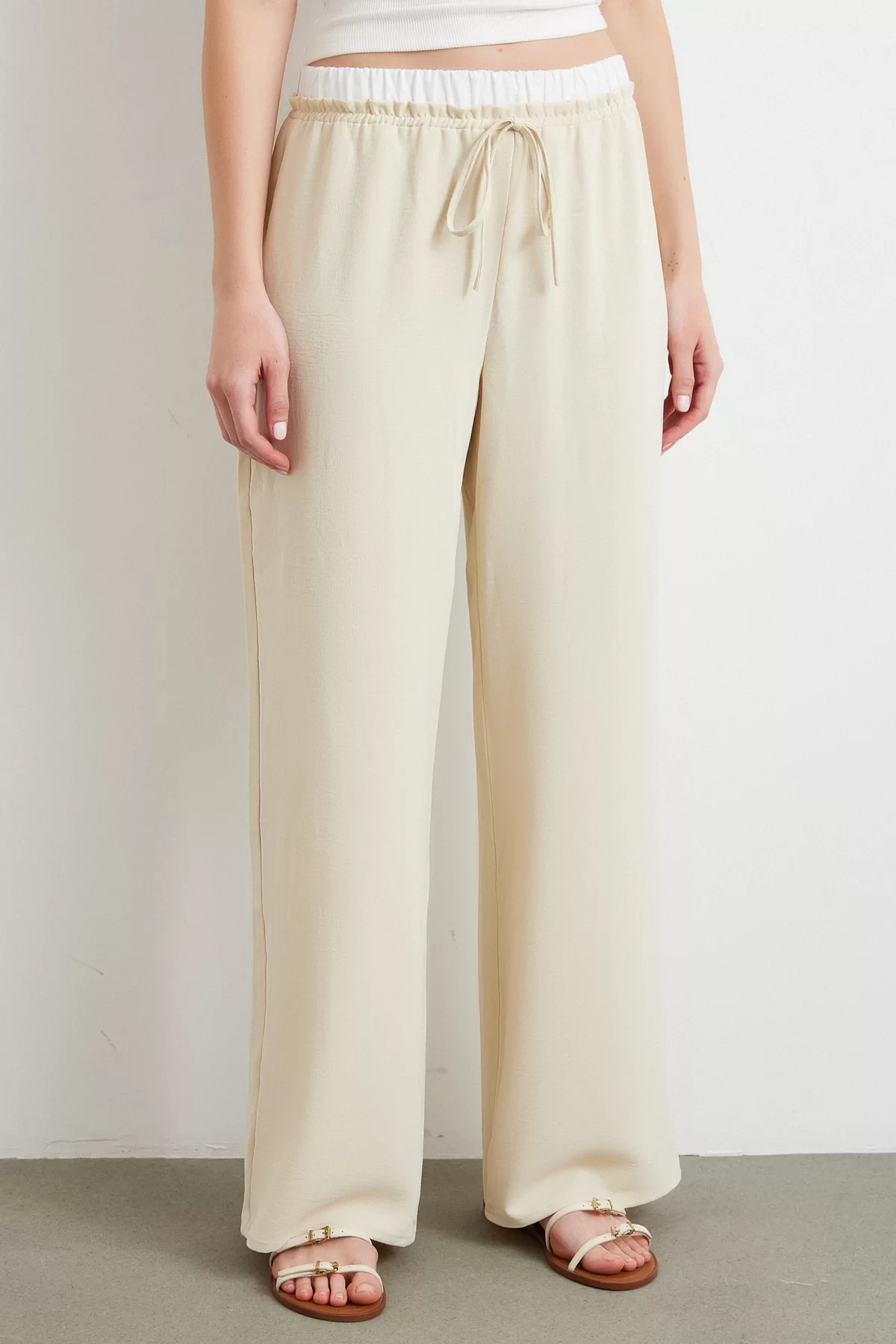 Bel Bantlı Wide Leg Pantolon Krem