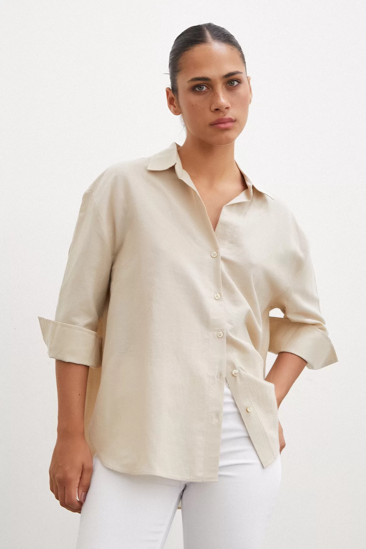 Ripped Poor Arm Shirt Beige