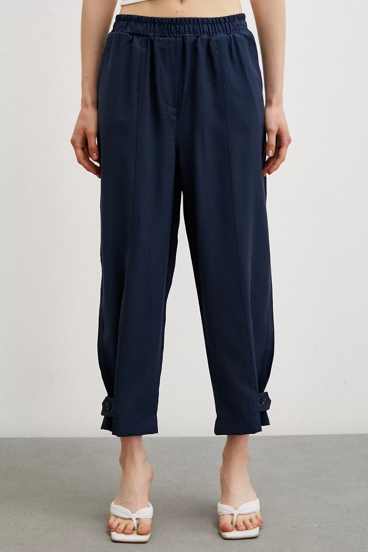 Elastic Loose Fit Pants Navy