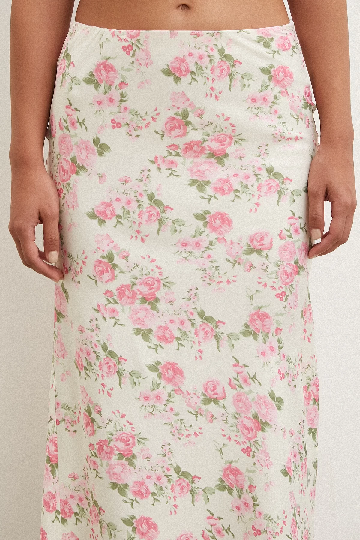 Floral Patterned Satin Skirt Lilac