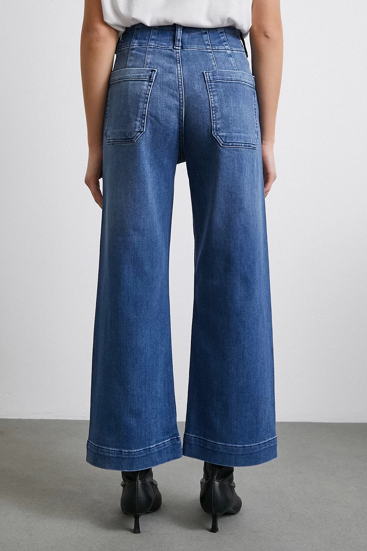 Cep Ve Düğme Detaylı Wide Leg Jean Mavi