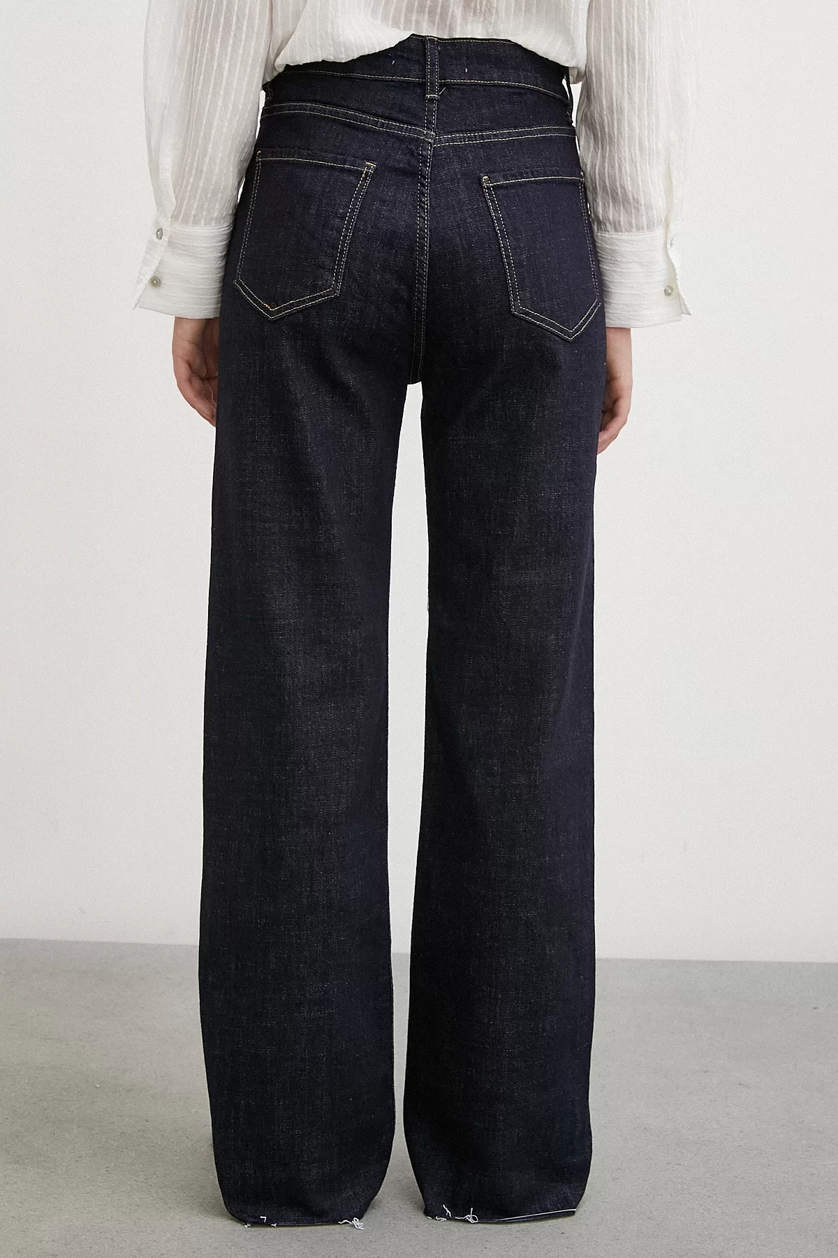 Five-Pocket High-Rise Cropped Straight Leg Jeans Dark Blue