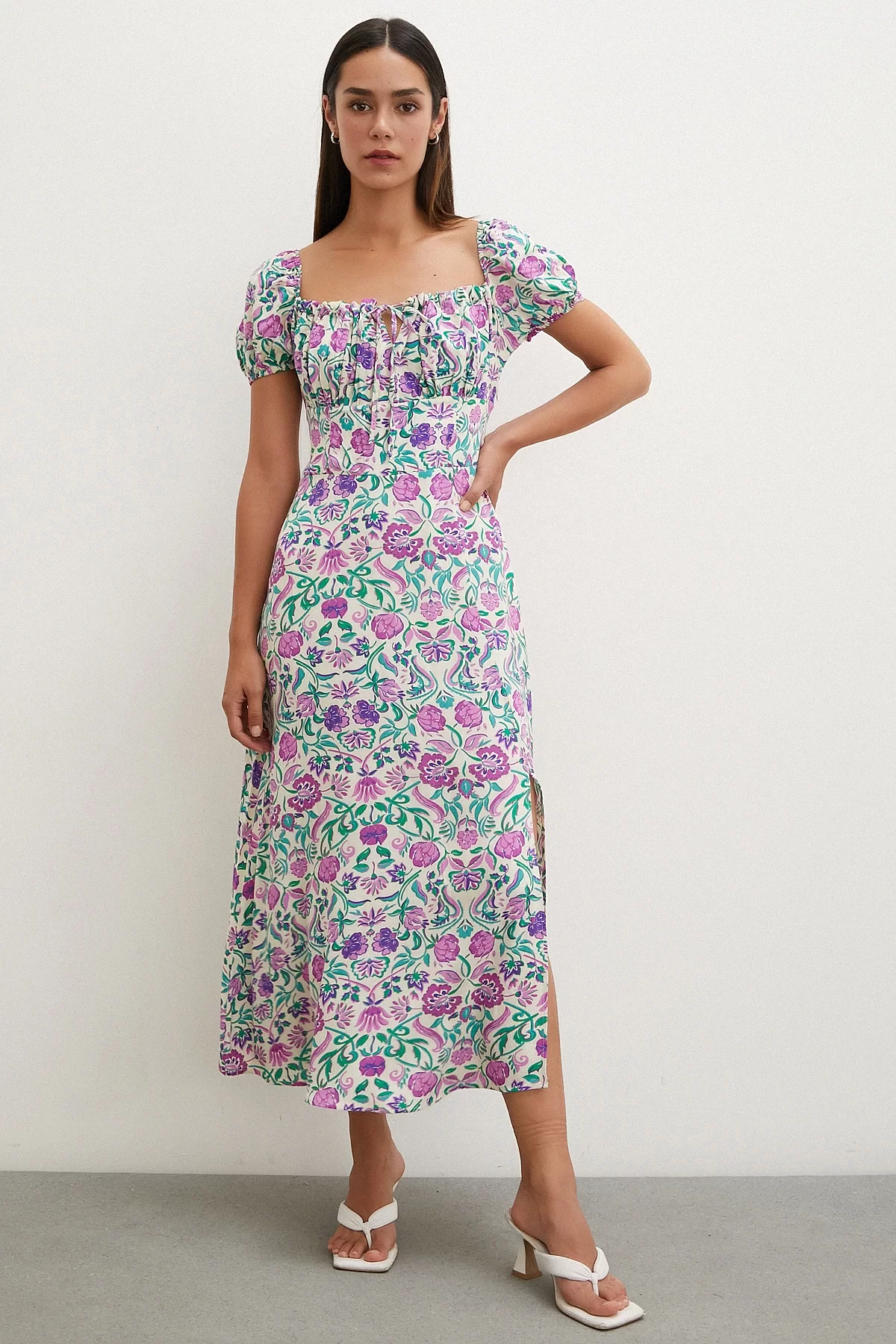 Front Lace-Up Madonna Viscose Dress Lilac