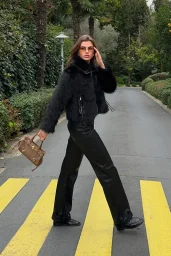 Deri Garnili Lolita Mont Siyah