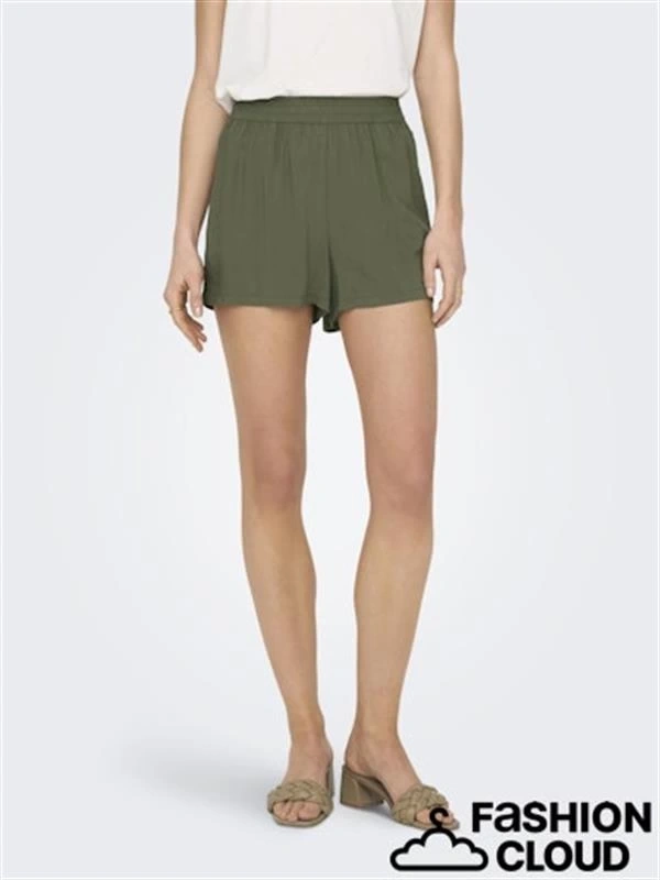 15222182 Viskoze Rahat Kadın Şort