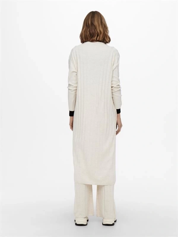 15236371 Uzun Kışın Rahatlığı