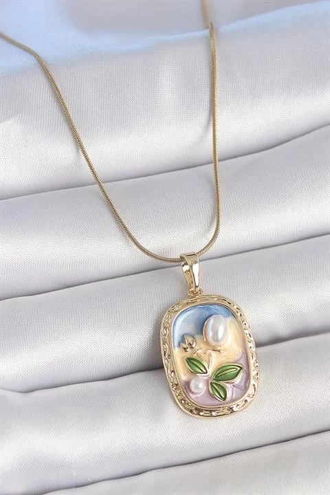 316L Çelik Gold Renk Zincir Mix Renk Mineli İnci Çiçek İşlemeli Portre Model Kadın Kolye
