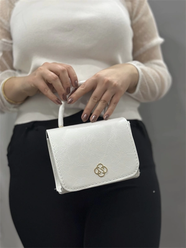 Beyaz cilt krash çanta