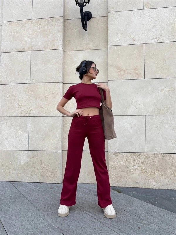 Bol paça pantolonlu alt üst takım