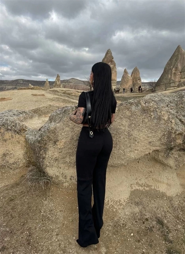 Bol paça pantolonlu alt üst takım