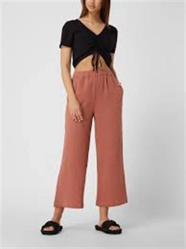 Büzgülü Crop T-Shirt