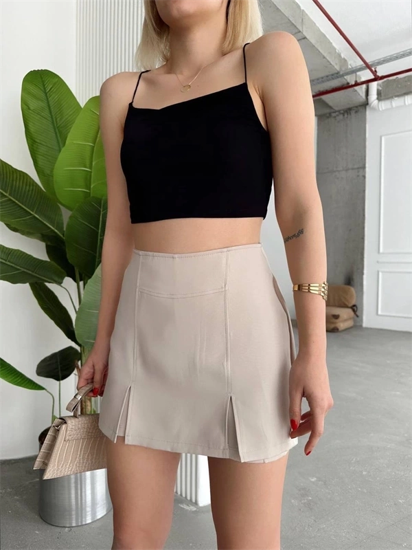 Çift yırtmaklı şort etek