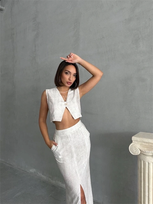 Çilek takım etek yelek